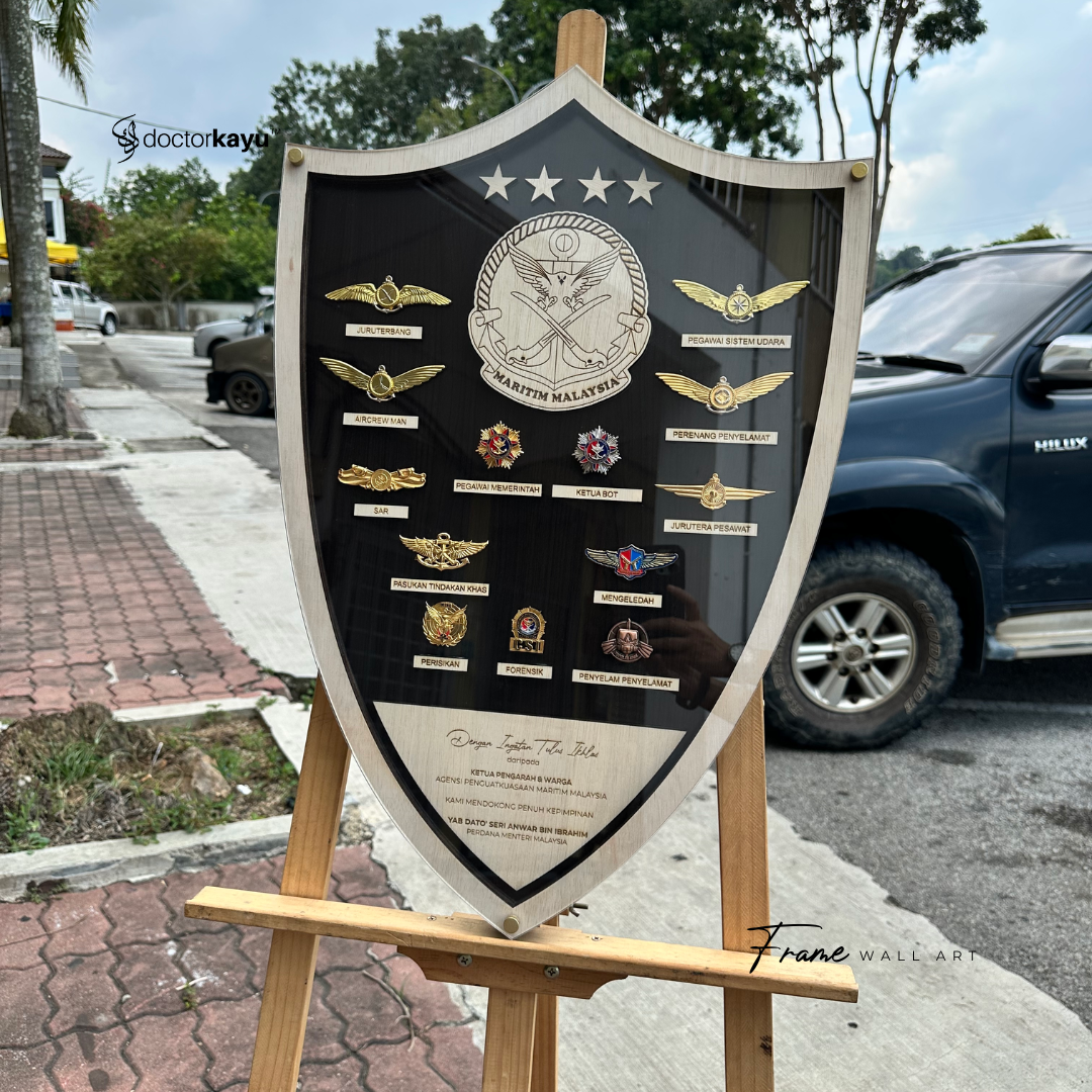 Frame Wall Art Luxe 60cm x 90cm by doctorkayu