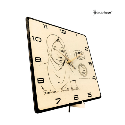 Potrait Wall Clock 30cm x 30cm by doctorkayu (Copy)