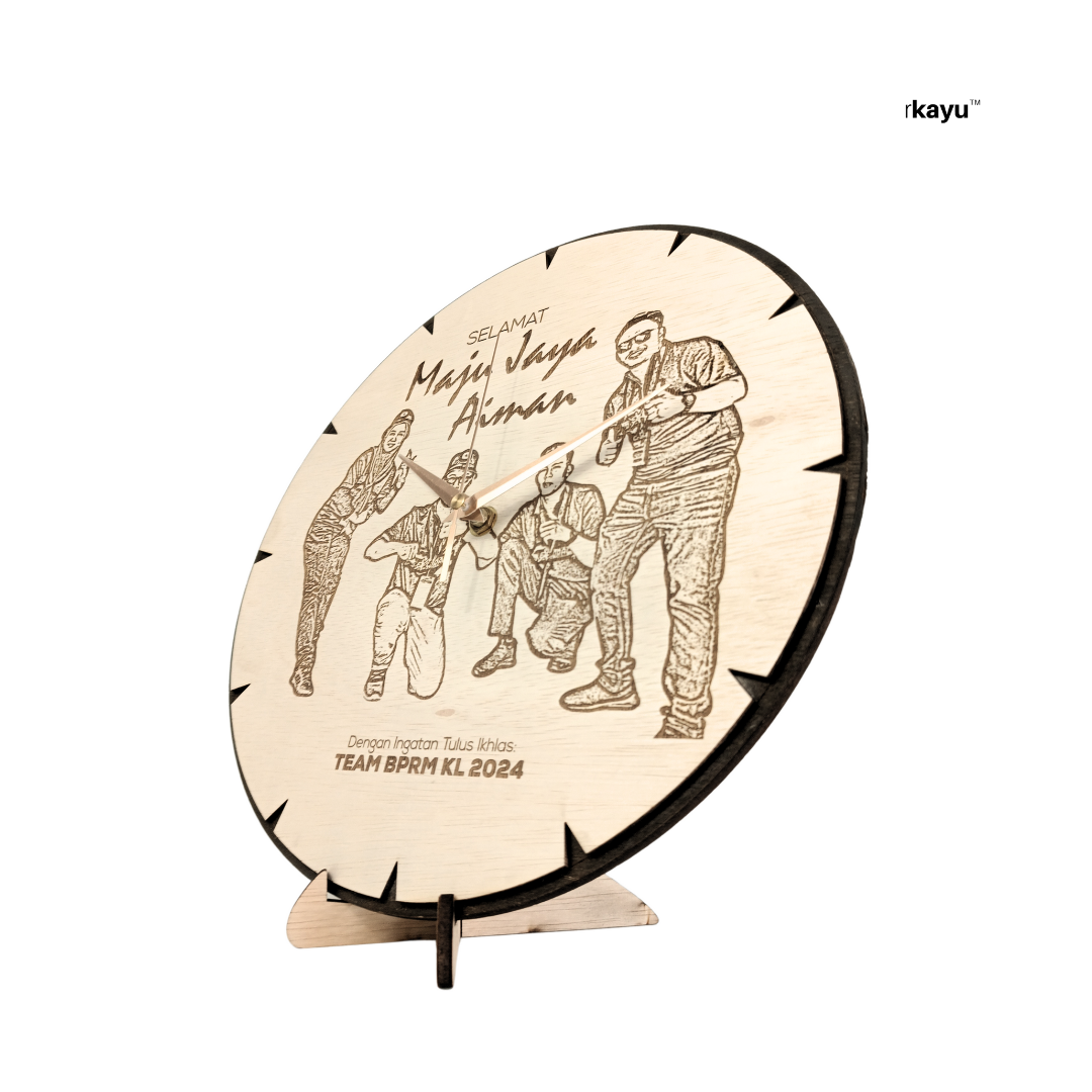 Potrait Wall Clock 30cm x 30cm by doctorkayu (Copy)